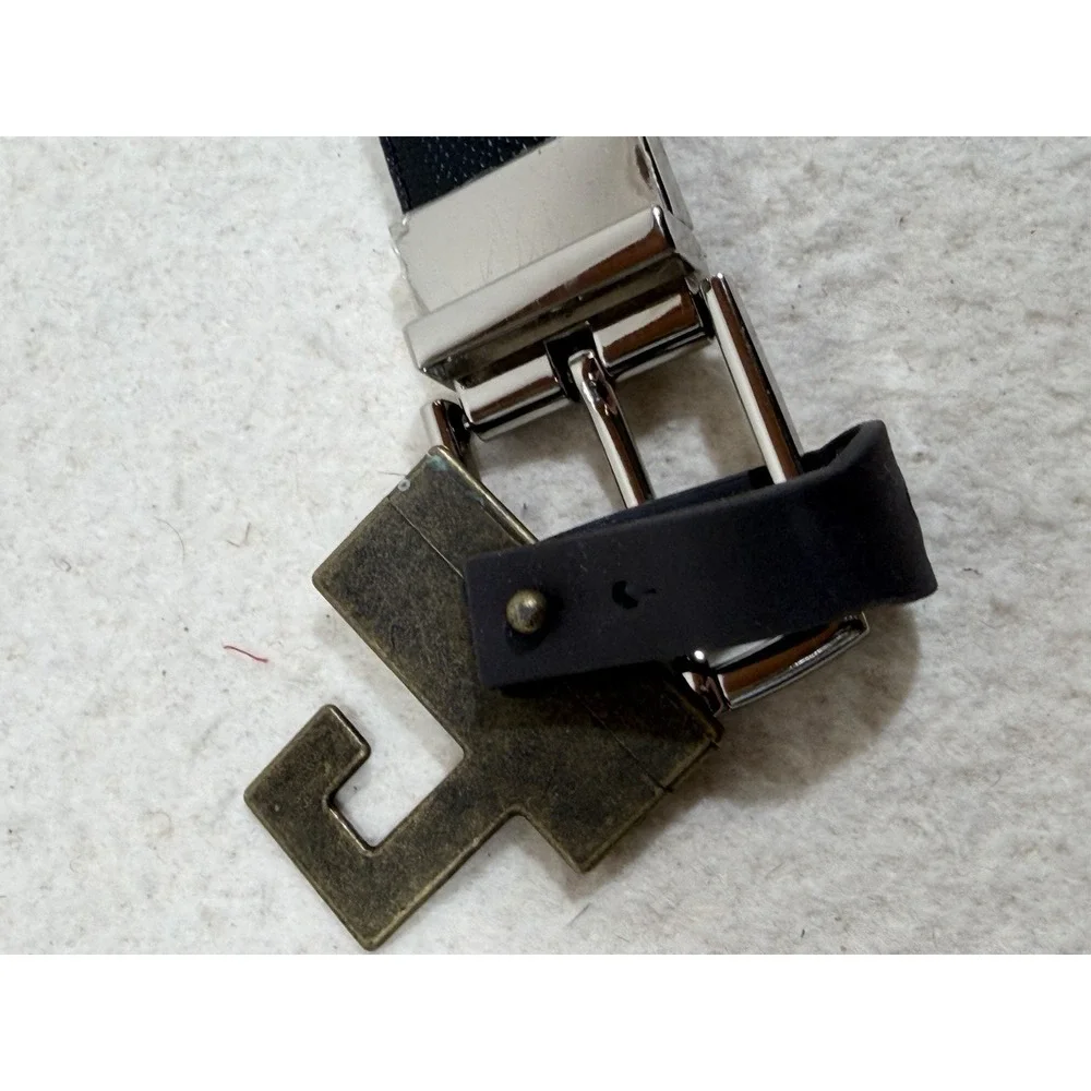 Jos A Bank Reversible Leather Belt‎ Size 42 Black Brown Italy Textured